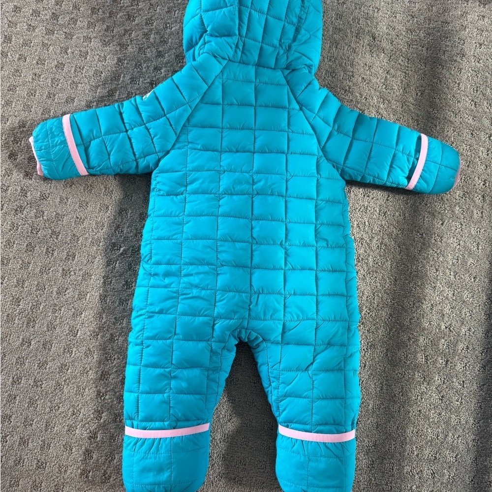 Girls Snozu 3-6 months snowsuit - Picture 2 of 5
